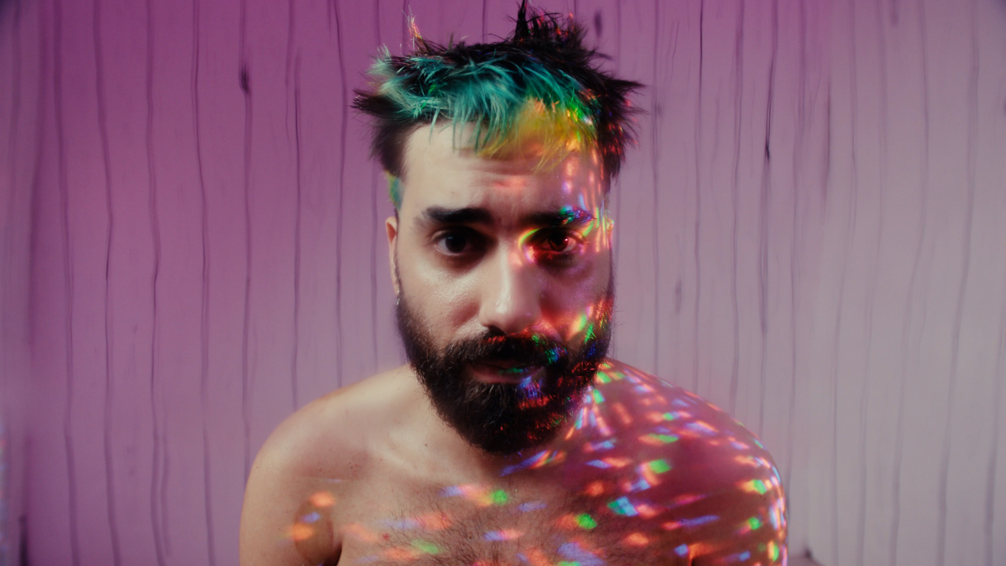 Featured image for “18:30 – Προβολή ταινιών μικρού μήκους του Visual AIDS: Red Reminds Me…”